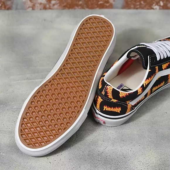 #39❤️ NEW Vans x Thrasher Old Skool Skate Sneakers - Picture 5 of 11